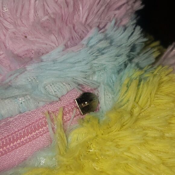 Rainbow lama  Alpaca Plushie Backpack 14" x 9" - Picture 6 of 6